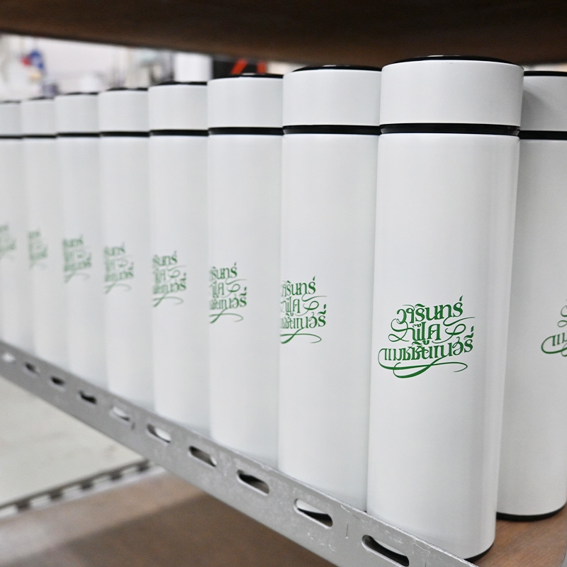 stainless-steel-bottle-logo-brand-recall